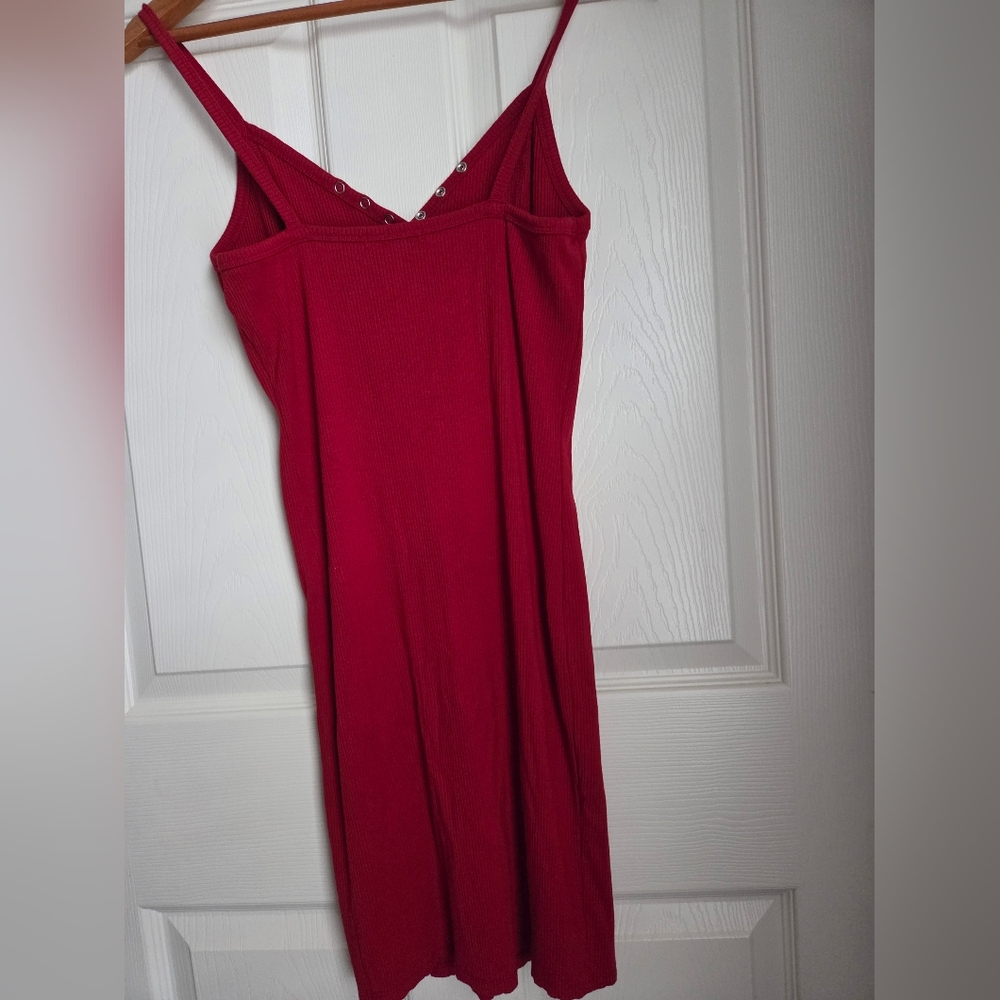 Red Sleeveless Dress Size M